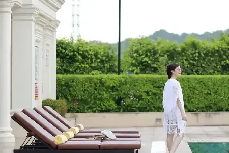 dlf-privana-south-resort-style-poolside - KN Estate
